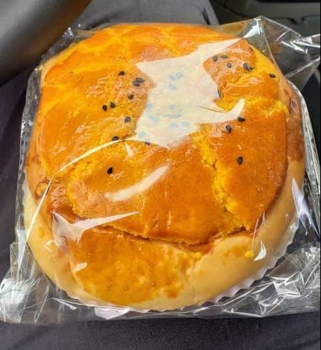 Pineapple bun